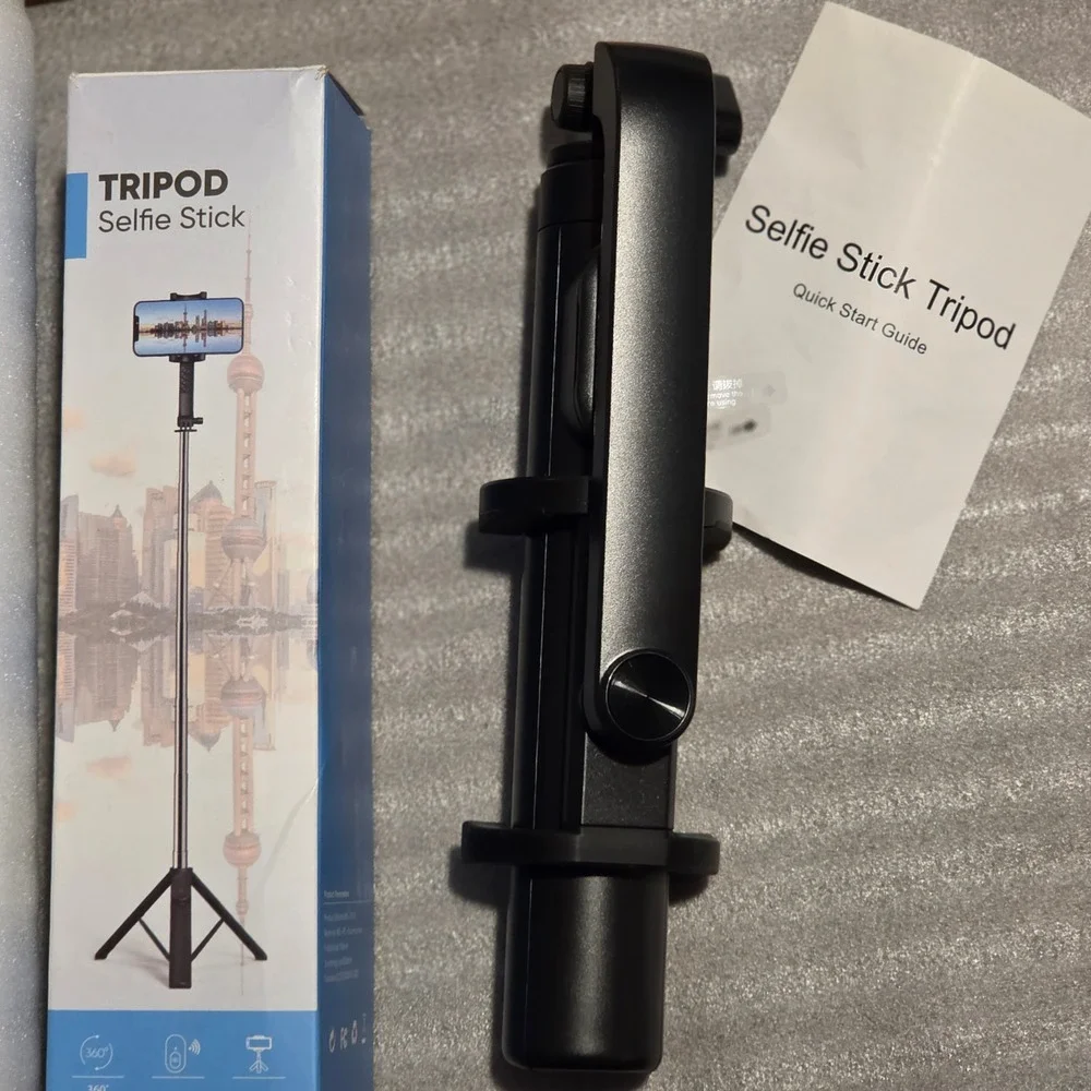 Selfie‎ Stick Tripod with Wireless Remote 360 Rotation ZPG-01 Black New